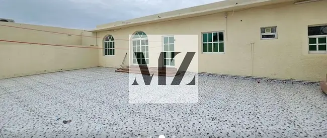 🏡 فيلا للإيجار في الجزات – موقع مميز 🔥