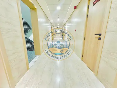 Brand new 01 bhk master room both rooms in tha wardrobes 2bath with private parking