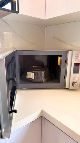 Countertop microwave oven - working condition