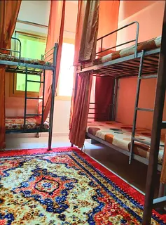 GENTS BED SPACE ANY NATIONALITY AVAILABLE