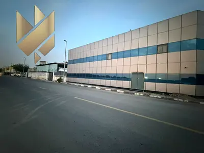 Warehouse 27000 sqft with 7000 sqft building in Industrial 6 power up to 500KW fully fitted building rent 900000 warehouse and 220000 building single