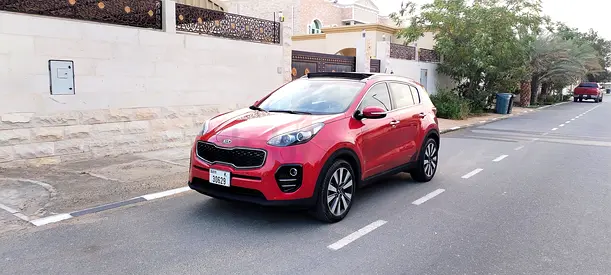 Amazing Kia Sportage, Top of the line, GCC, Full Agency Service, in Excellent condition, Expat Drive