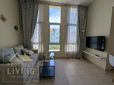 L-shaped Studio | Close to Metro/Bus | Cozy and Neat | Fully Furnished | Vacant