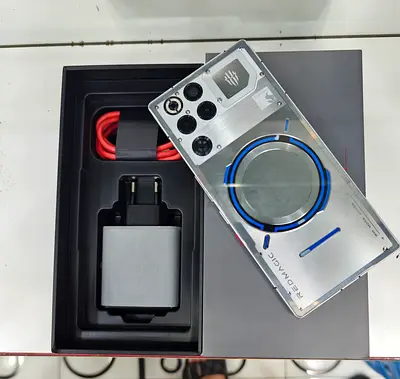 RED MAGIC 11PRO 512GB STORAGE