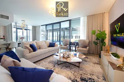 Exclusive | Beachfront 5BR Luxury Villa | 2Cheques