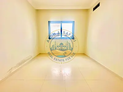 No cash deposit spacious 1 bhk with master room ready to move you come and see hope you like it