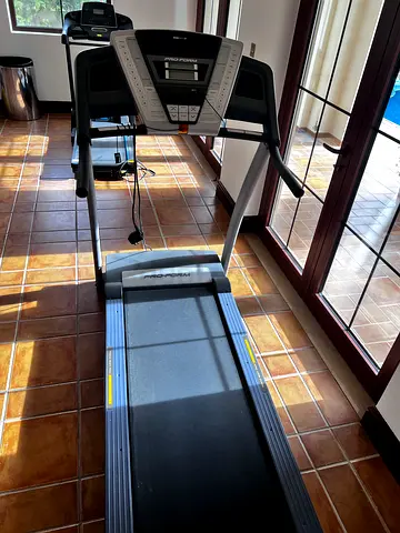 Preform 790 ZLT Treadmill for Sale — Good Working Condition