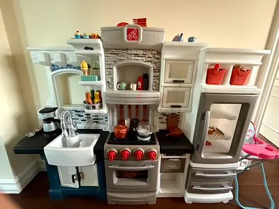 Step 2 elegant edge kitchen for kids