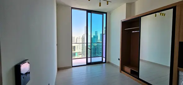 BRAND NEW | WITH APPLIANCES | AVAILABLE FROM 5 MAY