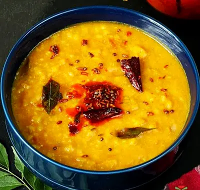 I am a cook available in JVC Arjan Sports city