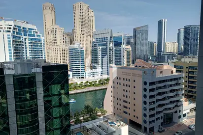 Bright & Spacious Apartment | Vacant |Chiller Free