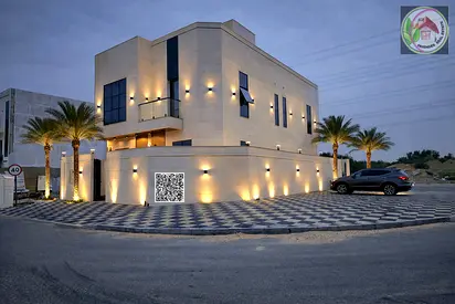 فيلا حجر طابقين وروف شامل رسوم التسجيل