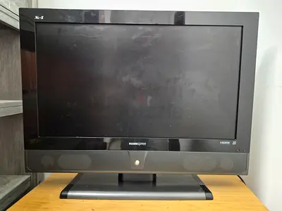 Hannspree LCD TV with HDMI and built-in speakers