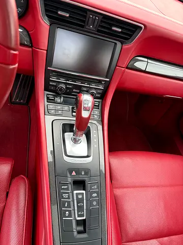 Porsche 911 Carrera S, 2015, GCC specs