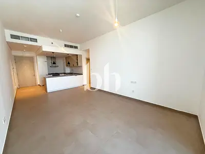 6 Cheques | Unfurnished | With Balcony and Parking