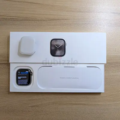 Apple watch 10//natural titanium lte//42mm//battery 100