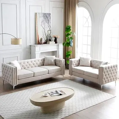 Cozy Living Sofa 🛋️ راحة دافئة