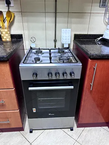 Cooking range stove