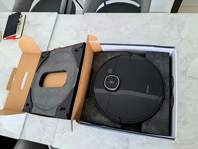 NEW Condition, Ecovacs DEEBOT OZMO 920 2in1 Robotic Multi Floor Mopping Vacuum, Laser Navigation.