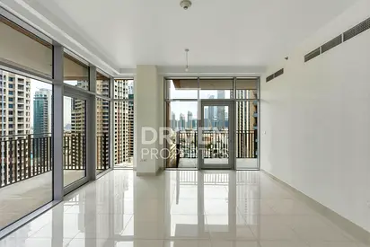 Ready to Move in | Spacious Unit | Prime Location