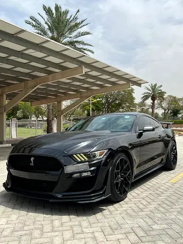Ford Mustang Ecoboost V4