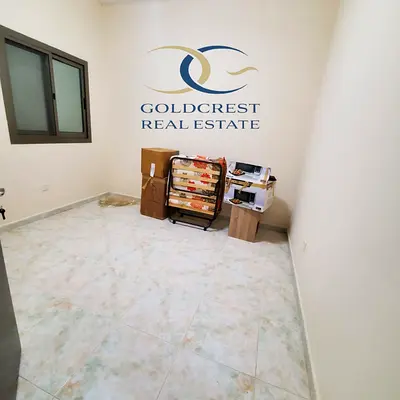 4BHK / Paradise Lake Towers B5 is a four-bedroom hall apartment for rent.