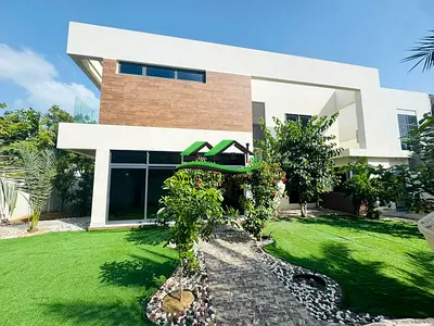 Corner Villa 4BR + Maid +Driver Ready To Move In