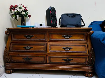 Solid Wood Antique-Style 6-Drawer Dresser - Good Condition