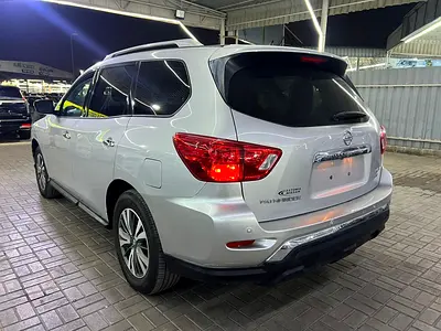 2017 Nissan PATHFINDER 缩略图 4