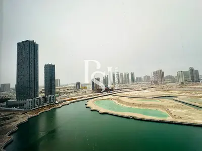 Ready to Move | Canal View | Kitchen Appliances