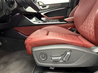 2024 AUDI S6 照片 16