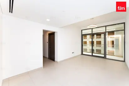 1 Spacious Bedroom With Balcony | Prime Location
