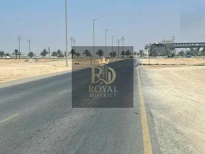 فرصة استثمارية | أراضٍى مميزة في البليده 2 | مطلة على الحديقة | خطة دفع لمدة سنتين (العدد محدود)