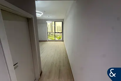 Brand New APT | Vacant Now | Prime Location