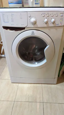 Front-load washing machine - working condition, minor cosmetic wear