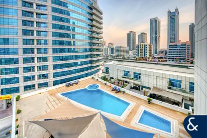 3 Bed + Maids | Vacant | 2 Parking Spaces