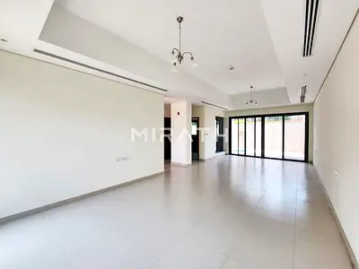 Private Pool | Private Garden| Burj Khalifa View