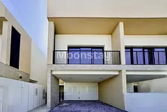 Stunning TH | Single Row | Ready To Move