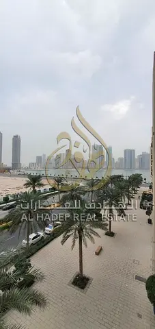 مفروشة بالكامل — إطلالة بحيرة وبحر — 3 بلكونات مع جيم ومسبح في جزيرة مريم