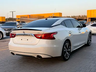 2017 Nissan MAXIMA 照片 7