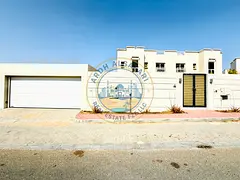 Modern 3BR Villa + Maid | Garden fully renovated | Walking Tracks | 110K