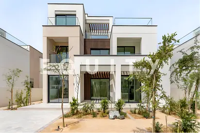 Upgraded Kitchen and Living Area | Extended | 6 BR