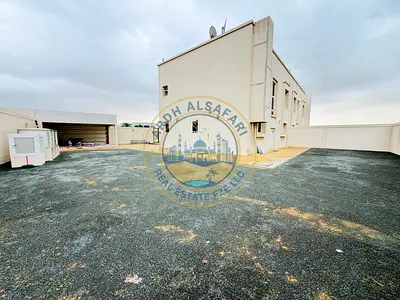 Family-Friendly 4BR Villa | Huge Garden | 3 Master Beds | Maid Room | Barashi | 115K