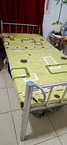 Spacious bed space for women