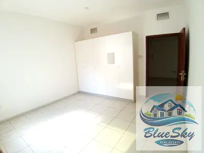 Amazing offer 1bhk with wardrobe close to Park cantrel ac just for rent 32k only king faisal road
