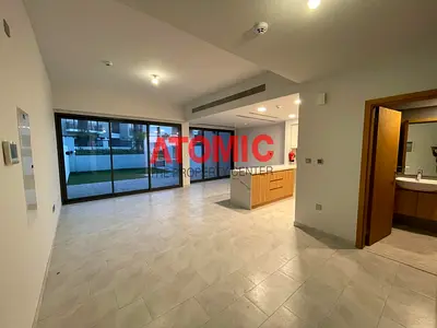 SPACIOUS | CLOSE TO POOL | VERY BRIGHT