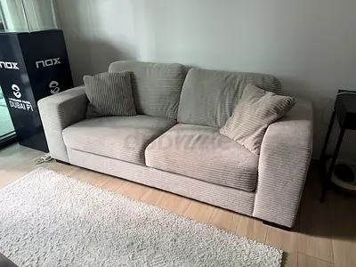 3 seats sofa