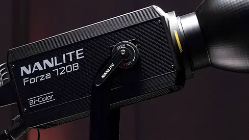Nanlite Forza 720B Bi-Color LED Monolight (Good Condition)