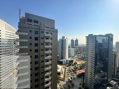 FAMILY ONLY||NEAR METRO ||PRIME LOCATION