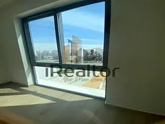 3+1 Townhouse | Single Row | Corner Unit | Backyard